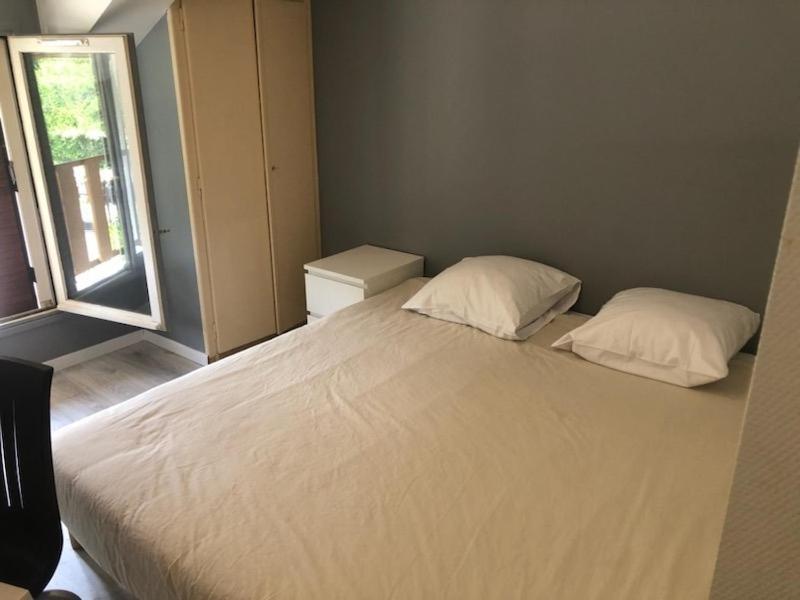 Hotel Bon Accueil Ойонакс Екстериор снимка
